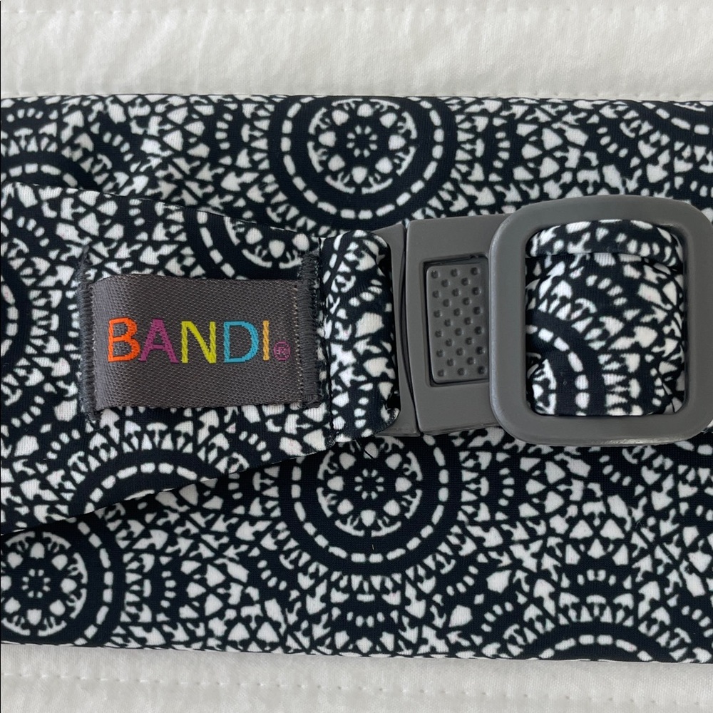 Black and White Patterned Bandi Belt - Picture 2 of 4